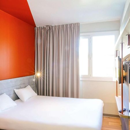 Ibis Budget โอเบอนา ภายนอก รูปภาพ