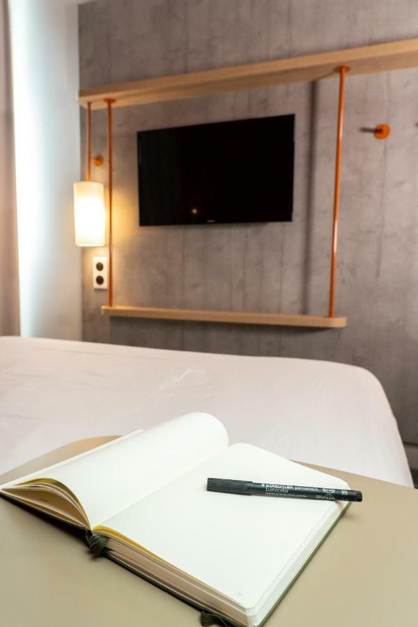 Ibis Budget โอเบอนา ภายนอก รูปภาพ